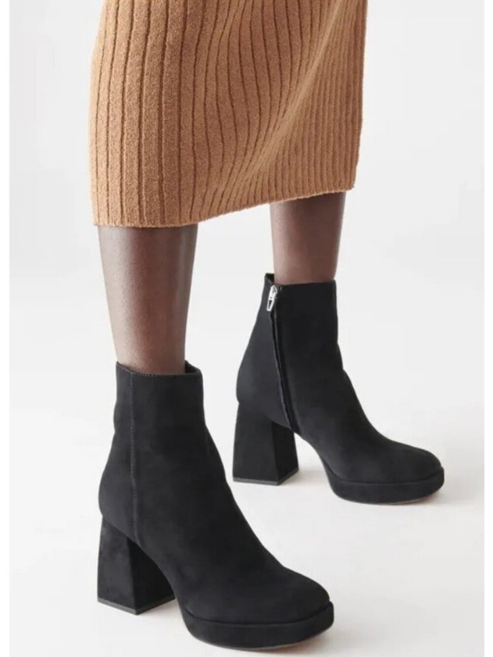 Dolce Vita Women's ULYSES Fashion Boot Black Suede 8.5